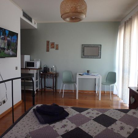 Suite Na Casa Da Andreia Сан-Мартинью-ду-Порту Экстерьер фото