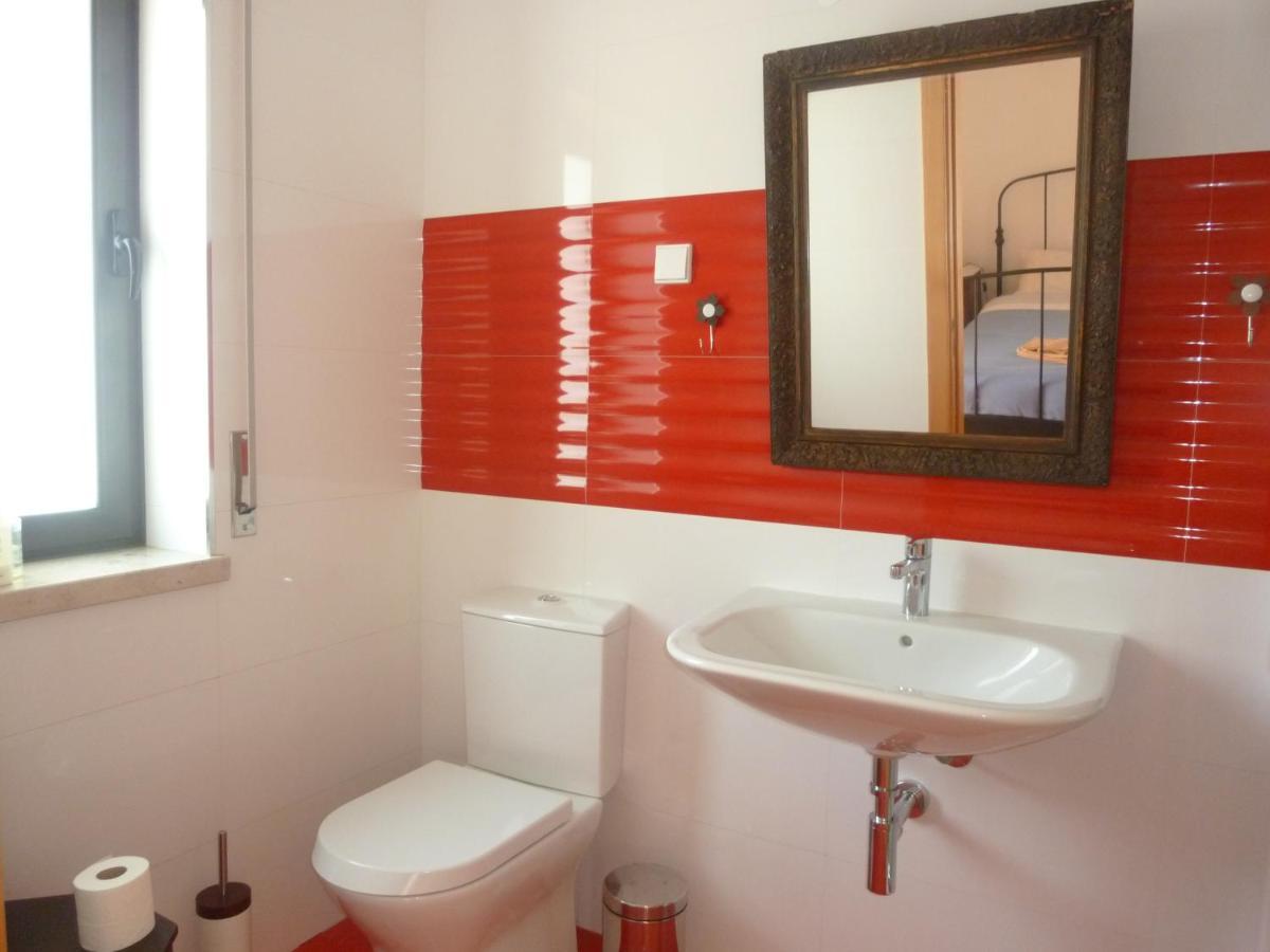 Suite Na Casa Da Andreia Сан-Мартинью-ду-Порту Экстерьер фото